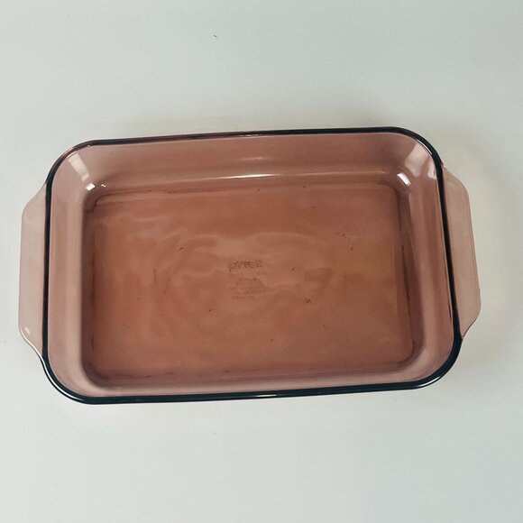 Vintage Pyrex Purple 3qt Casserole Baking Dish 13x9x2 - Picture 1 of 6